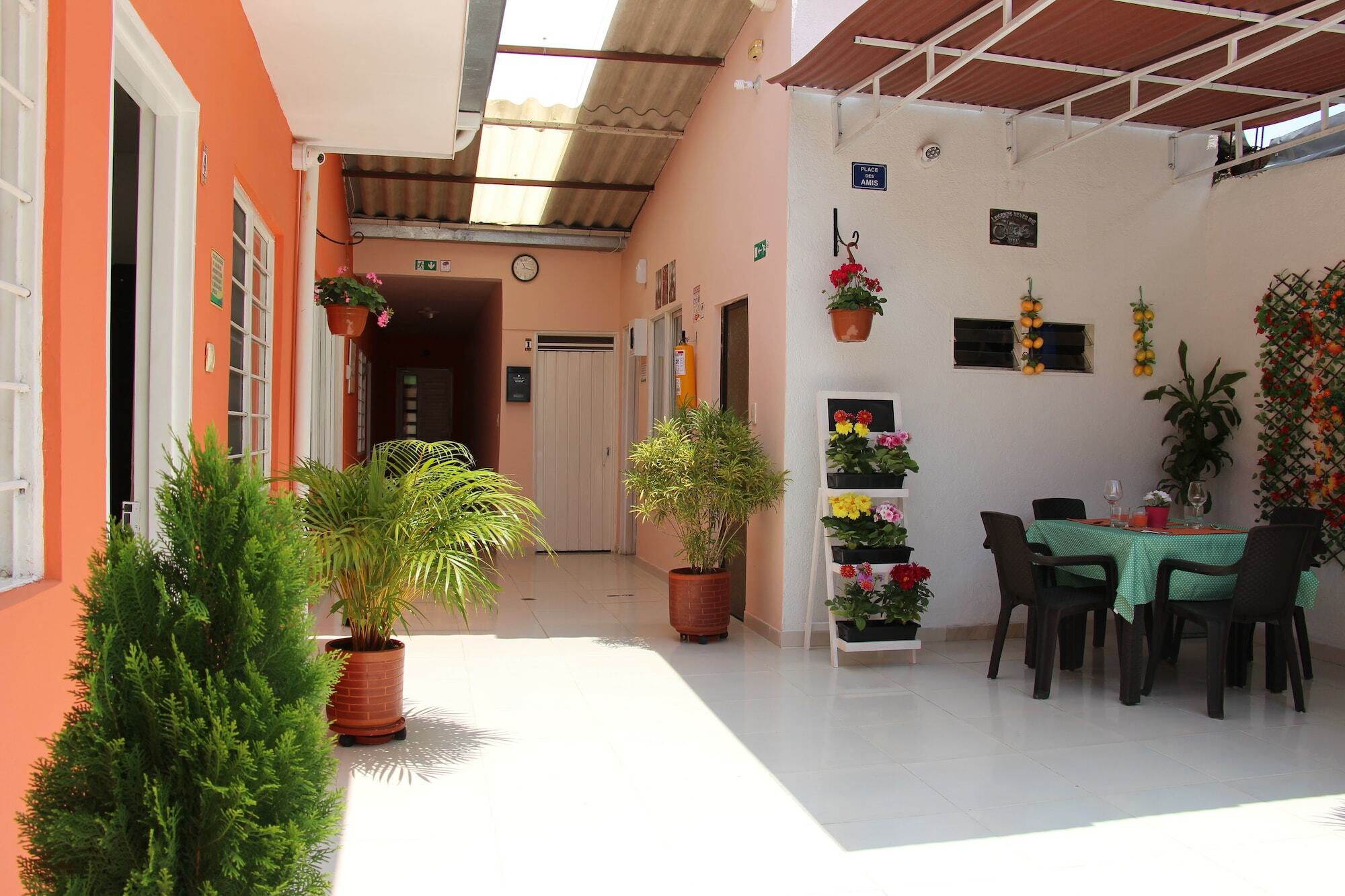 Casa Colon Bed & Breakfast Cali Exterior photo